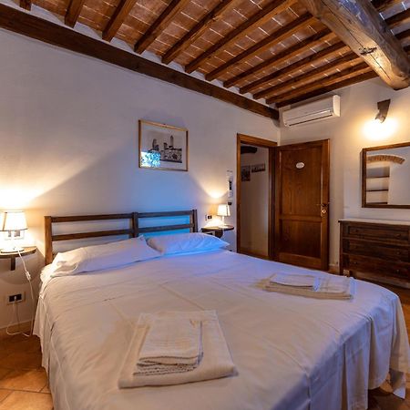 Case Vacanze Ranza, Casale Con Piscina E Relax San Gimignano Bagian luar foto