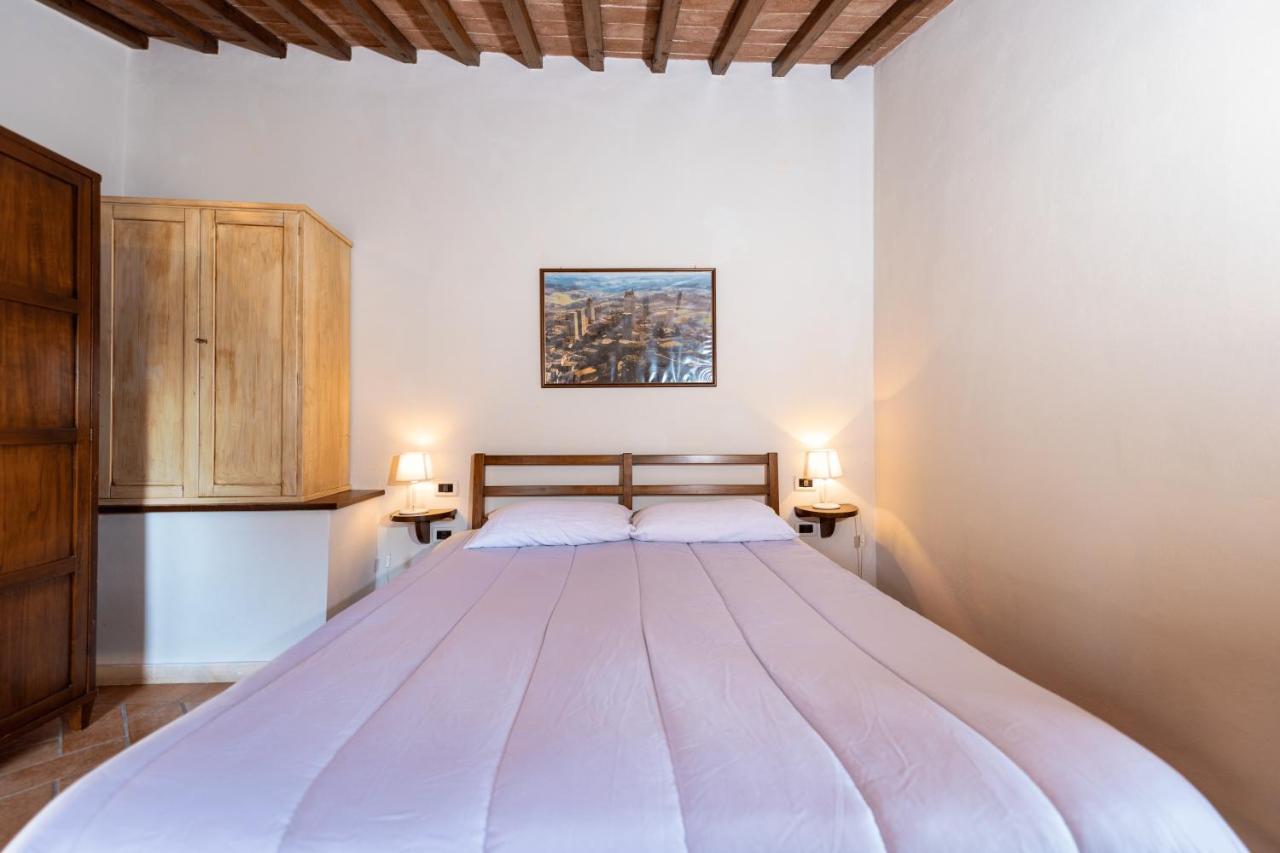 Case Vacanze Ranza, Casale Con Piscina E Relax San Gimignano Bagian luar foto