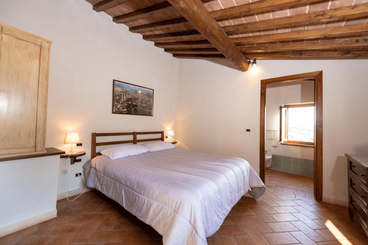 Case Vacanze Ranza, Casale Con Piscina E Relax San Gimignano Bagian luar foto