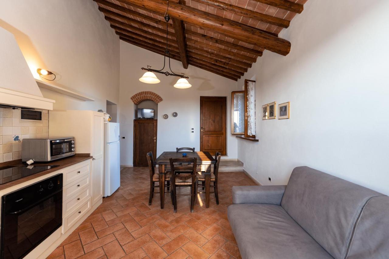Case Vacanze Ranza, Casale Con Piscina E Relax San Gimignano Bagian luar foto