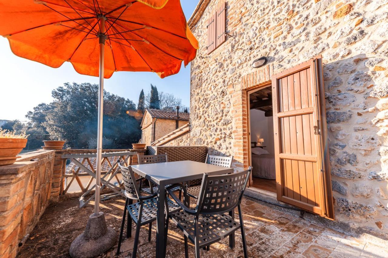 Case Vacanze Ranza, Casale Con Piscina E Relax San Gimignano Bagian luar foto