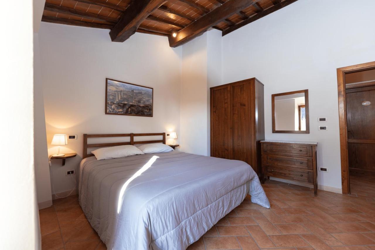 Case Vacanze Ranza, Casale Con Piscina E Relax San Gimignano Bagian luar foto